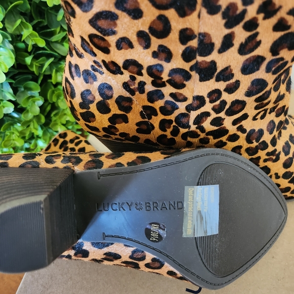 Lucky Brand Boot - Picture 5 of 7